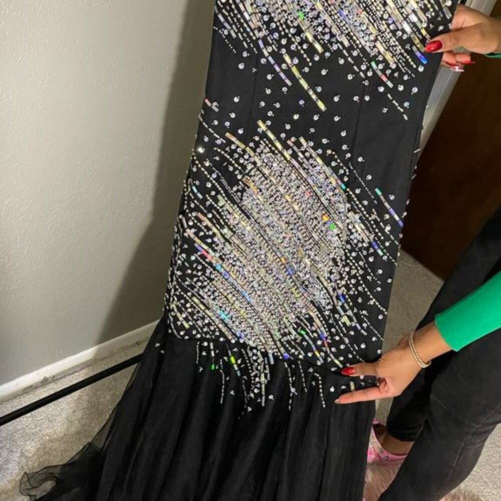 Prom Dress - Picture 4 of 5